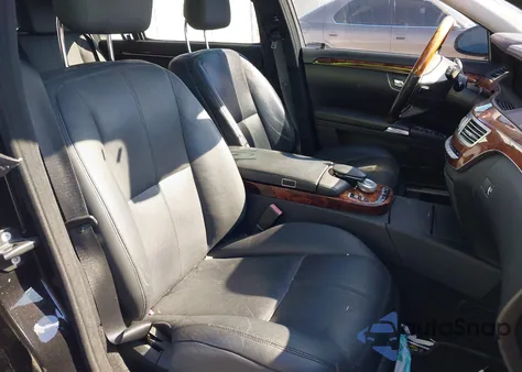 2008 Mercedes-Benz S 550 from USA, damaged, VIN WDDNG71X68A210877